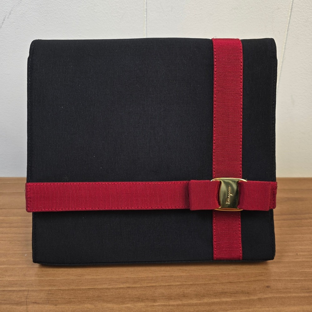 Salvatore Ferragamo Vara Bow‎ Clutch Faille Crossbody Bag Black Red Ribbon Italy